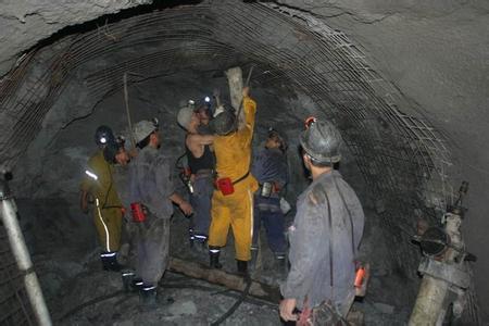 育才镇工程爆破中的危险因素分析以及应对工程爆破危险的措施